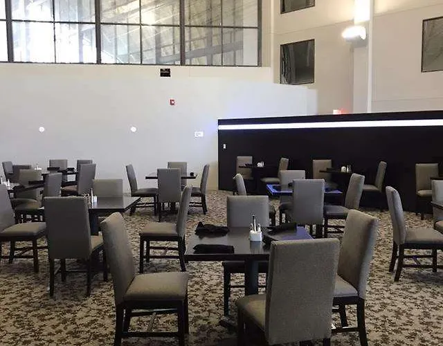 - Bloomington - By Ihg Нормал